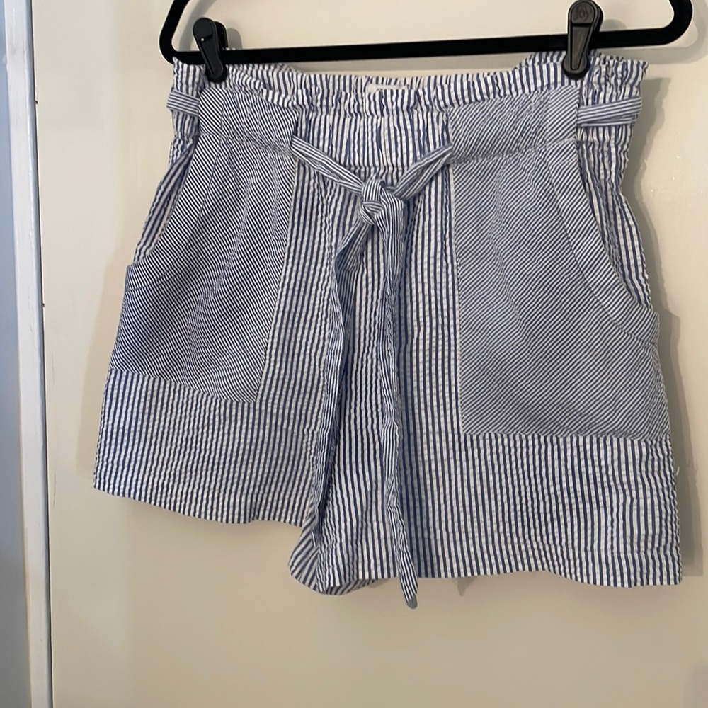 Crown & Ivy paper bag seersucker shorts with tie belt.